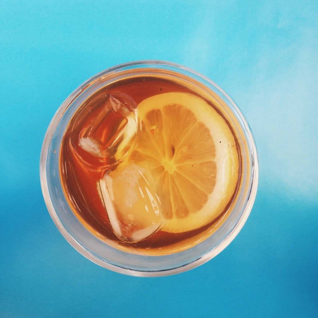 How to Make a Cup of Iced Tea